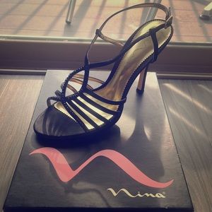 Nina brand black luster heels